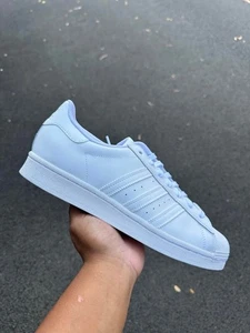 ADIDAS ORIGINALS SUPERSTAR CASUAL SHOES EG4960 TRIPLE WHITE MEN'S NEW ALL SIZES - Picture 1 of 6