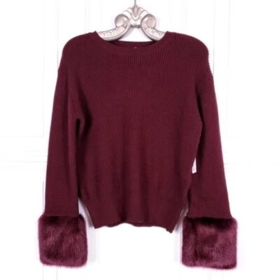 Suéter Top LOVE TOKEN Tejido Suave Grueso Puño de Piel Mediano M Princesa Foto 1 de 4