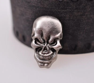 1.7X2.8CM 10pcs Punk Antique Silver Skull Studs Leathercraft Decor Saddle Concho - Image 1 of 4