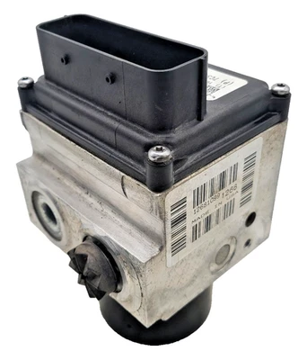 2005-2007 Ford F250 F350 F450 SUPER DUTY ABS Brake Pump Assembly 7C34-2C346-AJ - Image 1 of 4