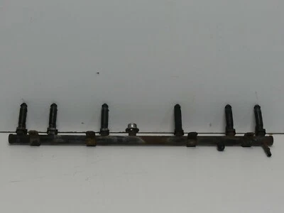 Riel de inyección de combustible Jeep TJ Wrangler OEM 4,0 L 2000-2004 CC 2 Foto 1 de 4