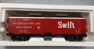 MTH Premier O Scale 40' Steel Sided Reefer Swift & Company (Red) # 20-94587 - Picture 1 of 2