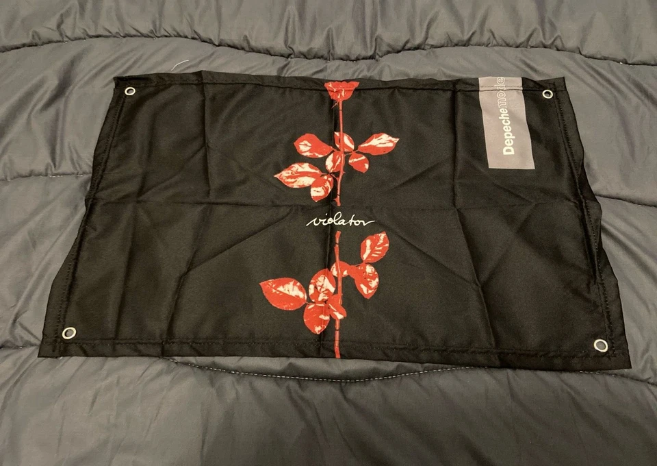 DRAPEAU FLAG DEPECHE MODE VIOLATOR 60 Cm X 40 Cm RARE COLLECTOR NEUF/BLISTER - Photo 1/1