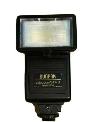 SUNPAK 344D Auto Zoom Dedicated Flash For Canon Cameras - Image 1 of 4