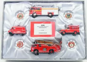 Corgi Diecast CC99152 - Proud To Serve - Fire & Rescue Service In Hampshire - Picture 1 of 2