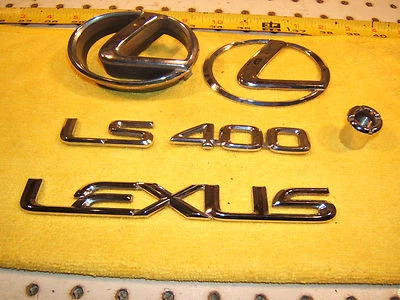 Lexus 1995 LS400 седан задняя крышка деки / капот хром пластиковый OEM 5 эмблем, не золото - Изображение 1 из 4