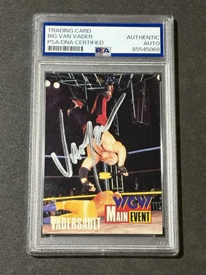 VADER 1995 CARDZ WCW MAIN EVENT SIGNED AUTOGRAPHED CARD PSA/DNA CERTIFIED - Image 1 of 2