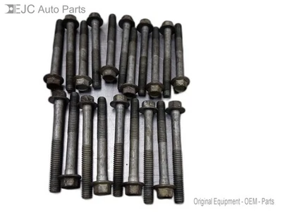 Cylinder Head Bolt Kit For 10-14 Chevrolet Suburban 1500  5.3 19258707 Gas - Image 1 of 4