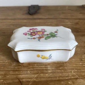 Antica scatola con coperchio in porcellana tedesca Meissen fiori dorati e dipinti - Foto 1 di 10