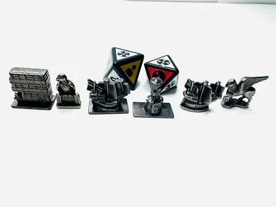 Harry Potter Scene It DVD Game Replacement Parts 6 Metal Movers And Dice - Image 1 of 4