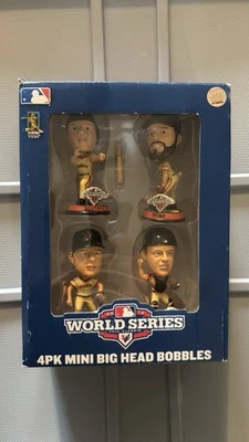 SAN FRANCISCO GIANTS 2012 Serie Mundial Campeones Paquete de 4 Mini MLB Bobblehead Romo Foto 1 de 2