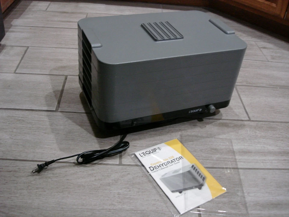 NOVO - L'Equip #528 desidratador 6 bandejas comida seca lanche frutas espasmódica cinza 550W - Imagem 1 de 4