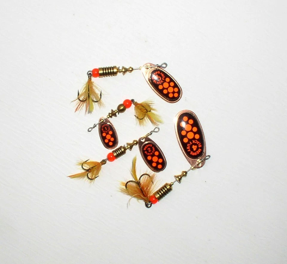 Mepps Black Fury mit Fliege, Gr. 1,2,3,4, absoluter Top-Köder, Forelle, Barsch - Bild 1 von 1