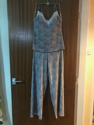 Pijama fauve Natalia en tiramisú tallas S, M o L Foto 1 de 4