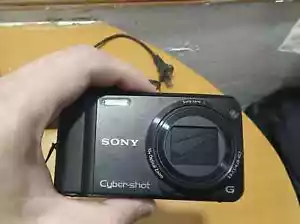Sony Cyber-shot DSC-H70 16.1MP 10x Optical Zoom Digital Camera Black -90% New! - Picture 1 of 7