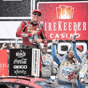 Nascar Superstar Kevin Harvick Wins At Michigan 2022 Wborders 8x10 PHOTO PRINT - Picture 1 of 1
