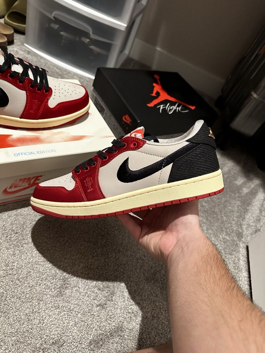 Preços baixos em Trophy Room x Air Jordan 1 Retro OG SP Low Preços baixos em Trophy Room x Air Jordan 1 Retro OG SP Low