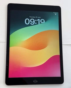 Apple iPad 9th Gen. 10.2 inch 64GB Wi-Fi + 5G (Unlocked) - Space Grey IMMACULATE - Afbeelding 1 van 5
