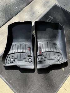 WeatherTech FloorLiner for 2019-2025 Jeep Wrangler and Gladiator 1st Row, Black - Foto 1 di 8