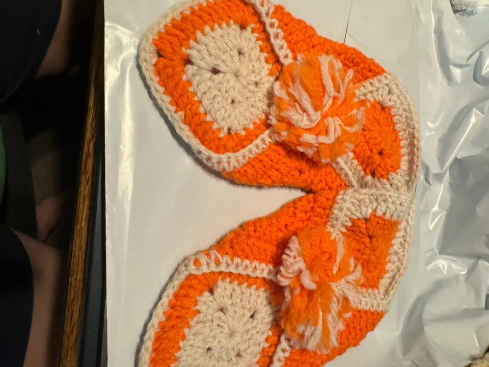 Ручной работы крючком детей ботинок кроссовки тапочки туфли, новый, 9 дюймов в длину - Изображение 1 из 4