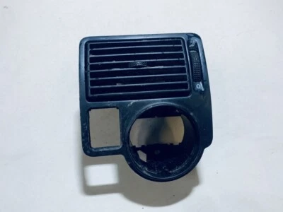 Volkswagen Golf 1998 Dash Vent (Air Vent Grille) 1j1815715a, 1j181 #1222120-76 - Изображение 1 из 4
