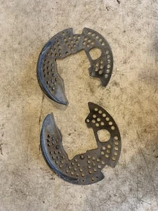 2009 yamaha grizzly 700 yfm700fgp 4x4 fi eps  Front Rotor Caliper Guard Shield38 - Picture 1 of 5