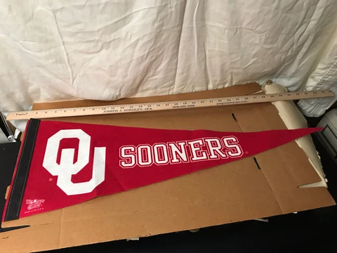 OKLAHOMA SOONERS PENNANT- 30” By WINCRAFT Cover