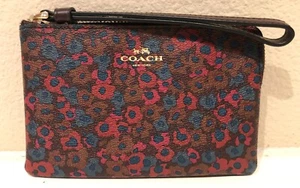 Coach Corner Zip Small Wristlet with Floral Print - BRAND NEW IN COACH BOX - Picture 1 of 6