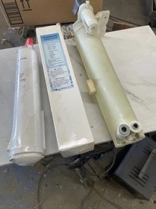 Kenmore 106.565548400 water filters and housing. - Picture 1 of 2