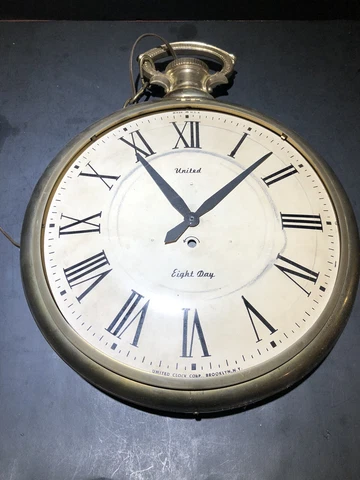 Vintage United Clock Corp #540D 8 Day Pocket Watch Clock Chain Parts Or Repair Cover