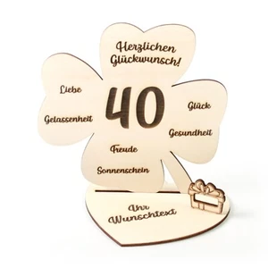 Personalisierbarer 3D Geschenk-Aufsteller „Kleeblatt“ zum Geburtstag aus Holz - Bild 1 von 96