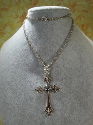 Colgante Cruz Tono Plata con Collar Cadena Cuerda Chapado en Plata 22"/Acrílico/S Foto 1 de 4