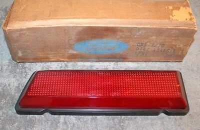 Ford Custom Galaxie 500 LTD 1971 Brougham Sdn techo rígido nuevo de Lote Antiguo LH lámpara trasera lente Foto 1 de 4