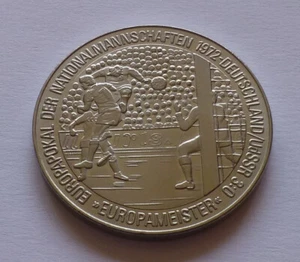 Medalla de la Copa Mundial de la FIFA 1974/Copa Euro de la UEFA 1972 partido final Alemania - URSS 3:0 - Imagen 1 de 2