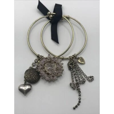 Pulsera medallón corazón ramo joya adornada con cristal Betsey Johnson Foto 1 de 4