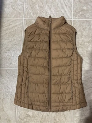 Love Tree Ultra Light Packable Vest Women's Size Small Olive Green - Image 1 of 2