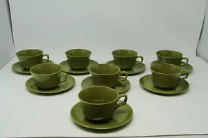 Taza y platillo verde melamina cocina moderna de mediados de siglo MCM de colección conjunto de 16 piezas - Imagen 1 de 12