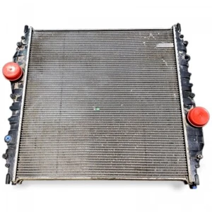 Econic TP2016734 Radiator A9575000400 A9575000203 A0015018801 A9575000103 - Picture 1 of 6