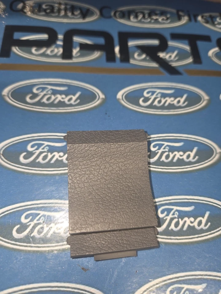 Mk2 Top Dash Screw Cover - Image 1 of 1