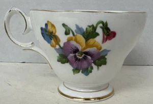 Queen Anne Spring Melody Fine Bone China England Teacup Rare Beautiful - Picture 1 of 2