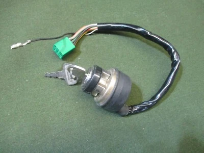 INTERRUPTOR DE ENCENDIDO SUZUKI TS 50 GOUCHO TS 75 COLT NOS OEM 37110-27113 Foto 1 de 4