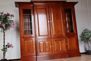 Nr.1761 Scholtissek- vermtl. Tradition Vitrine Schrank Kirsche Vollholz - Bild 1 von 12