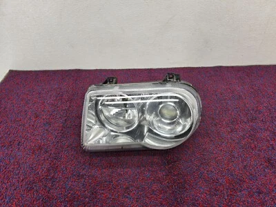 CHRYSLER 300C SRT8 05-10 OEM CONDUCTOR IZQUIERDO XENÓN FARO LUZ LÁMPARA Foto 1 de 4