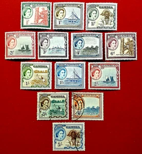 {BRITÁNICA-GAMBIA-Queen Isabel/Scott # 153-165/M&U/ CV $31,00/epictronic/JC} - Imagen 1 de 2