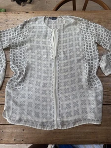 Exquisite VINCE Cream & Black Delicate Print Floaty Pure Silk BLOUSE Shirt, M - Picture 1 of 6