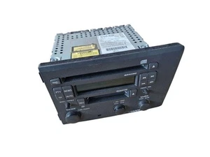 VOLVO V70 II SW Musik-Player mit GPS 86511521 2.4 Diesel 120kw 2003 30367793 - Bild 1 von 8