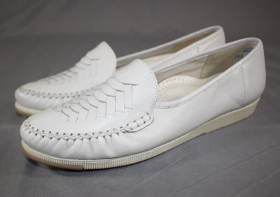 Sapatos femininos Soft Spots 10 S tecido trançado couro mocassins slip on bege claro - Imagem 1 de 4