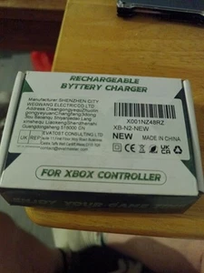 Xbox One/Series X|S Controller Charger with 2x2600mAh Rechargeable Batteries - Picture 1 of 3