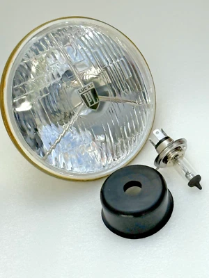 LU556599H4 - LUCAS PL700 TRIPOD LIGHT UNIT RHD WITH H4 BULB UPGRADE 556599H4 - Image 1 of 4