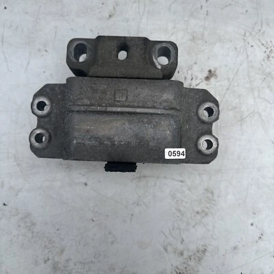 VOLKSWAGEN GOLF MK6 1.6 D CAY  PASSENGER SIDE FRONT ENGINE MOUNT 1K0199555 2009 - Image 1 of 4